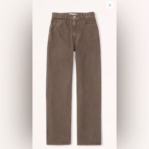 Brand new pair of Abercrombie jeans - Dark brown - High Rise 90s Relaxes Jeans